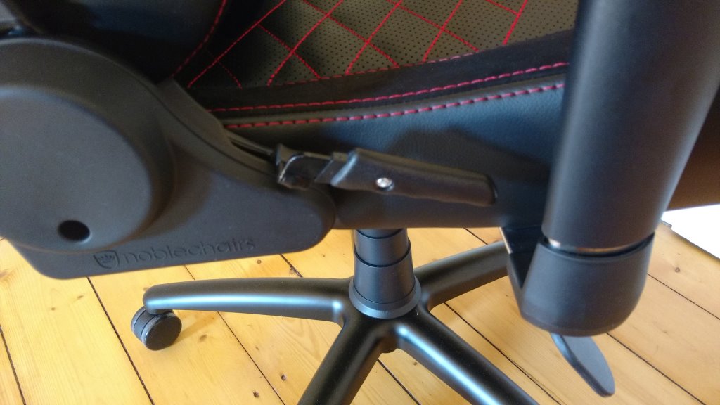 Noblechairs Epic Gaming Stuhl Hebel